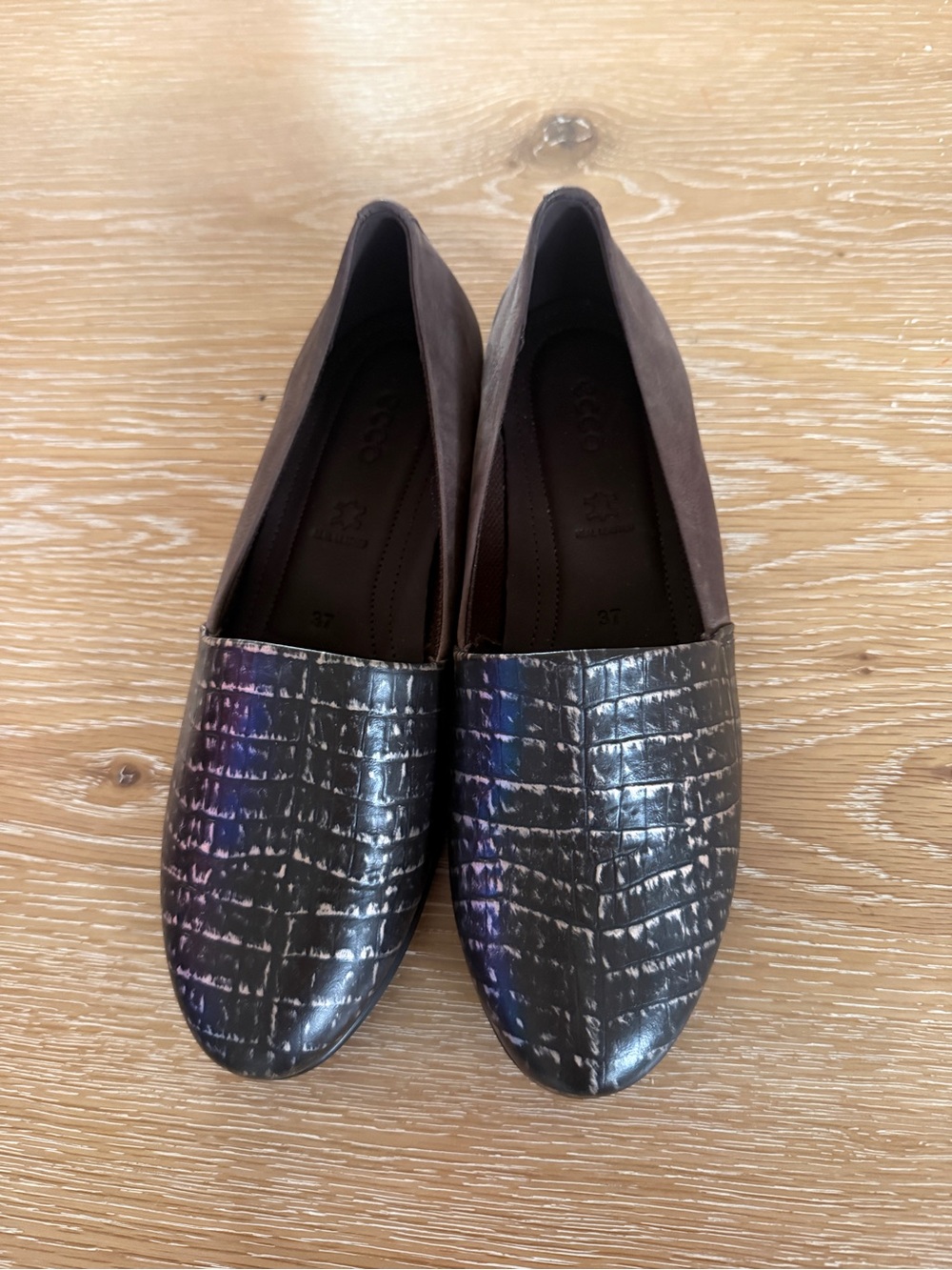 Ecco Women's Black Croc-Embossed & Dark Brown Suede Slip-Ons